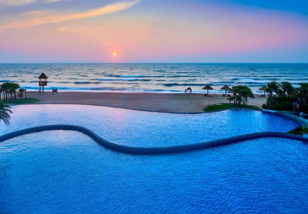 Dusit Thani Shuangyue Bay Resort Huizhou Huidong Buitenkant foto